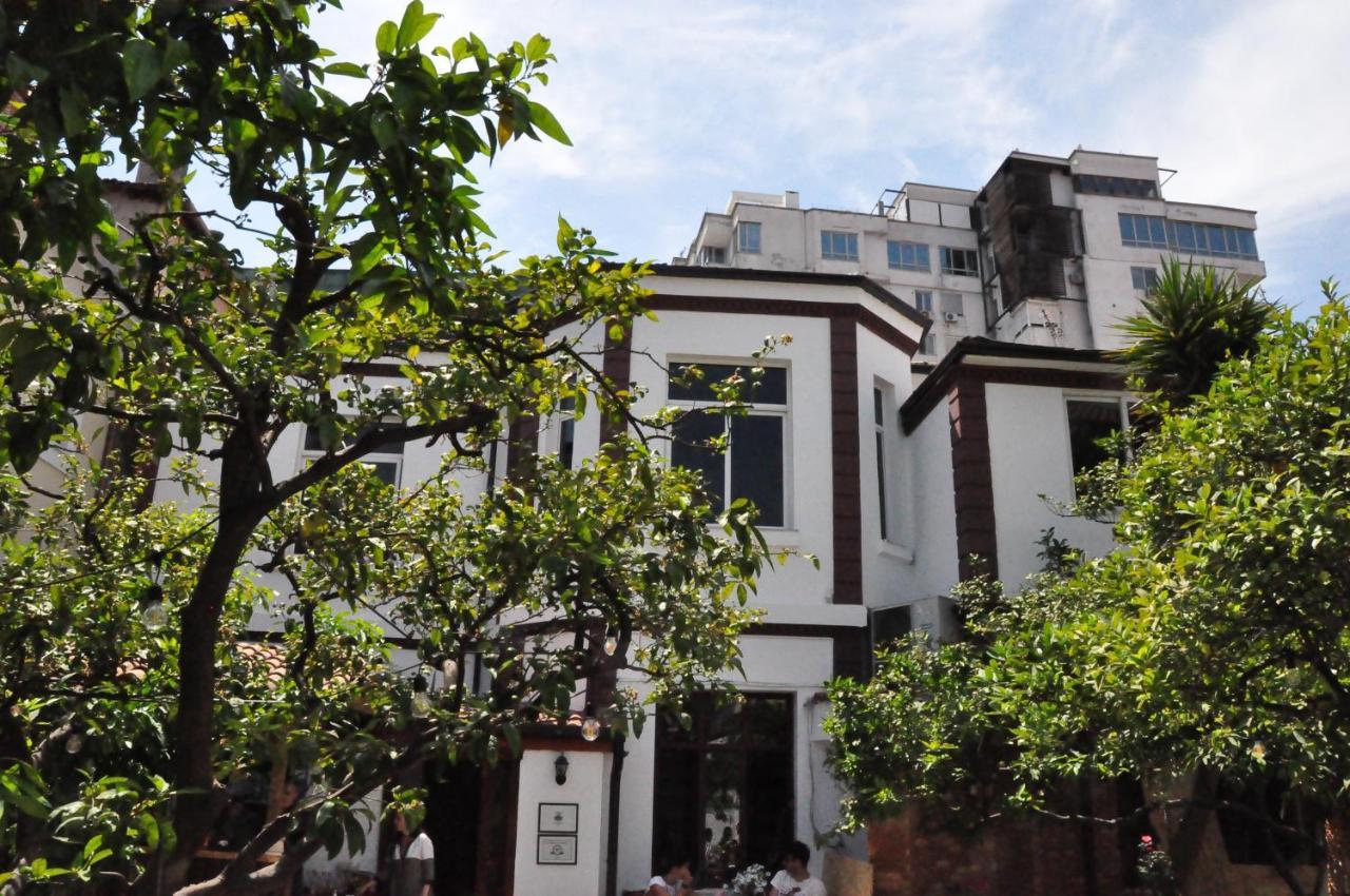 Oda Hostel Тирана Экстерьер фото